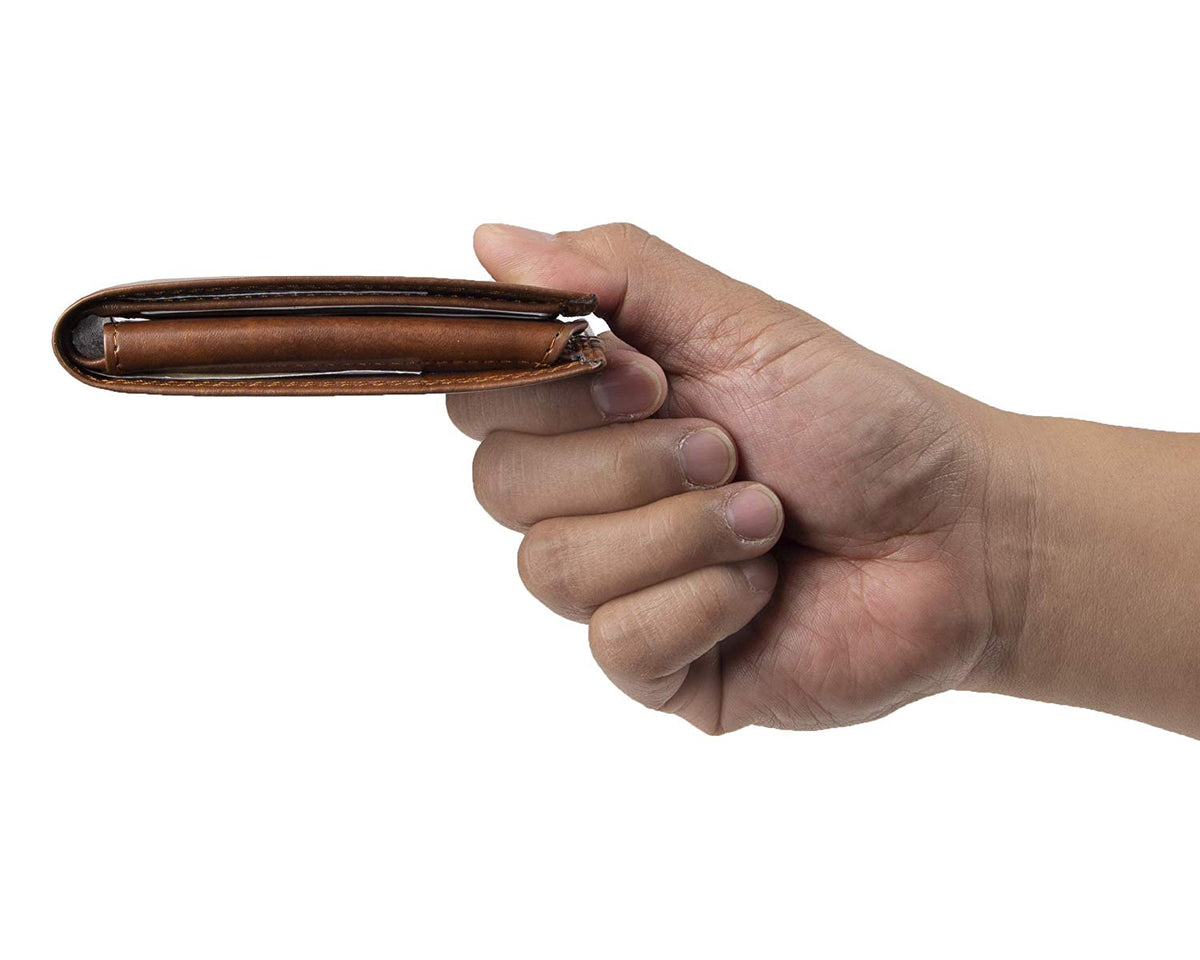 Amazon Essentials Men's RFID Blocking Passcase Bifold Wallet